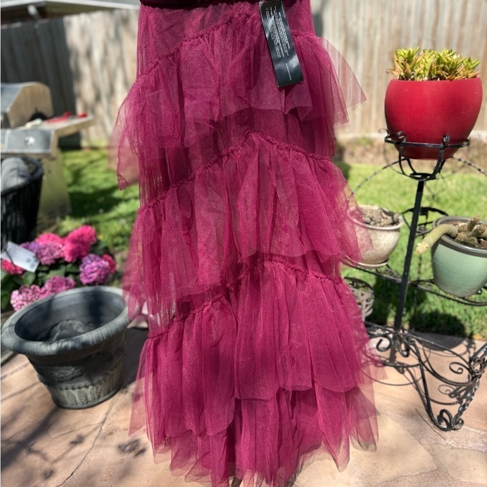 New REVOLVE / BCBGMAXAZRIA Velvet Ruffle Gown in Cabernet Size medium - Picture 12 of 17